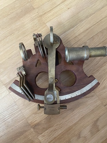 Dekorativer spiegelsextant aus - dekorativer,
